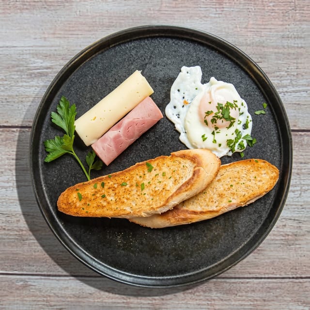 The Serrano Artisan Plate.